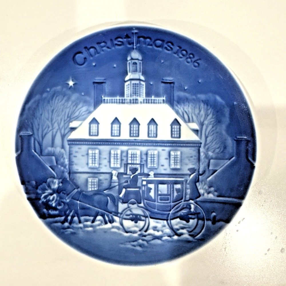 "Christmas in America"  Bing & Grondahl  5.25" Collectible Plates